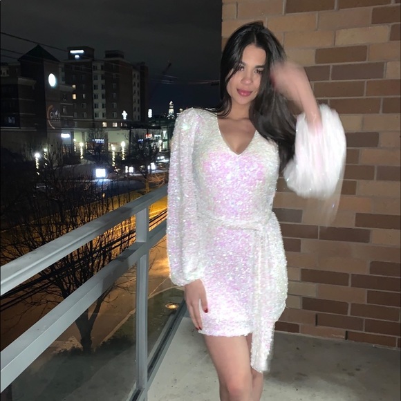 Dresses & Skirts - Sequin puff sleeve dress